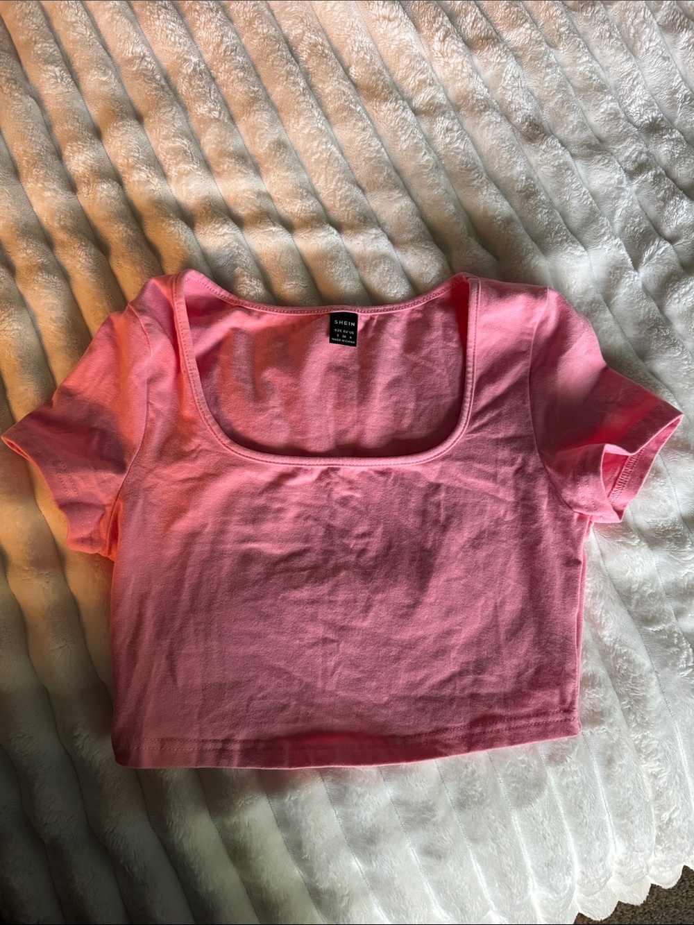 Pink Scoop neck Crop Tee